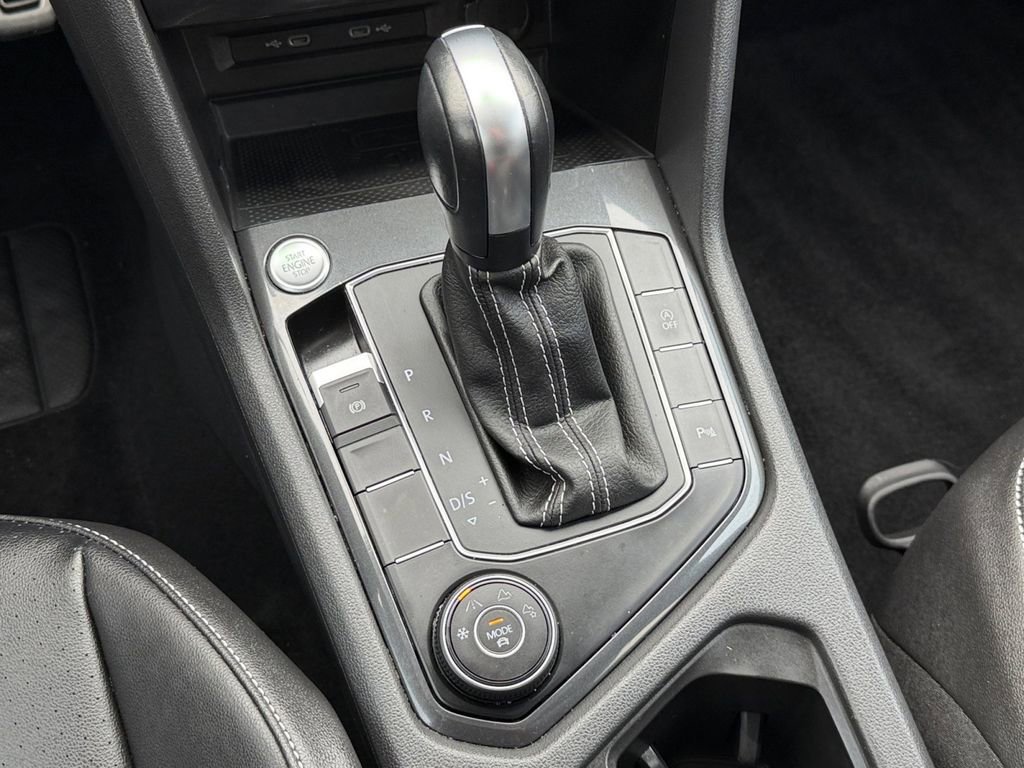 Used 2021 Volkswagen Tiguan SEL image 16