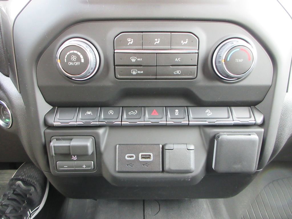 New 2026 Chevrolet Silverado 1500 Custom Trail Boss w/ LPO, Dark Essentials Package image 30