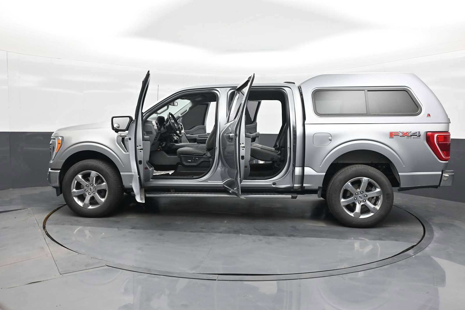 Used 2021 Ford F150 XLT w/ Equipment Group 302A High image 39