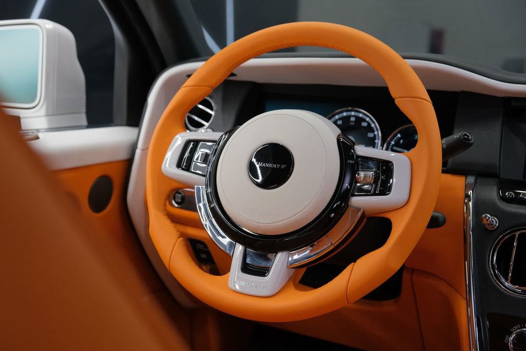 Used 2024 Rolls-Royce Cullinan image 72