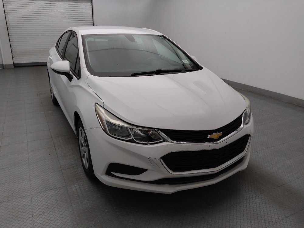 Used 2018 Chevrolet Cruze LS FWD image 14
