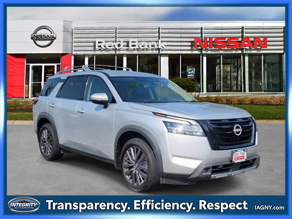 Used 2023 Nissan Pathfinder SL w/ Lighting Package (N92) AWD/4WD video 1