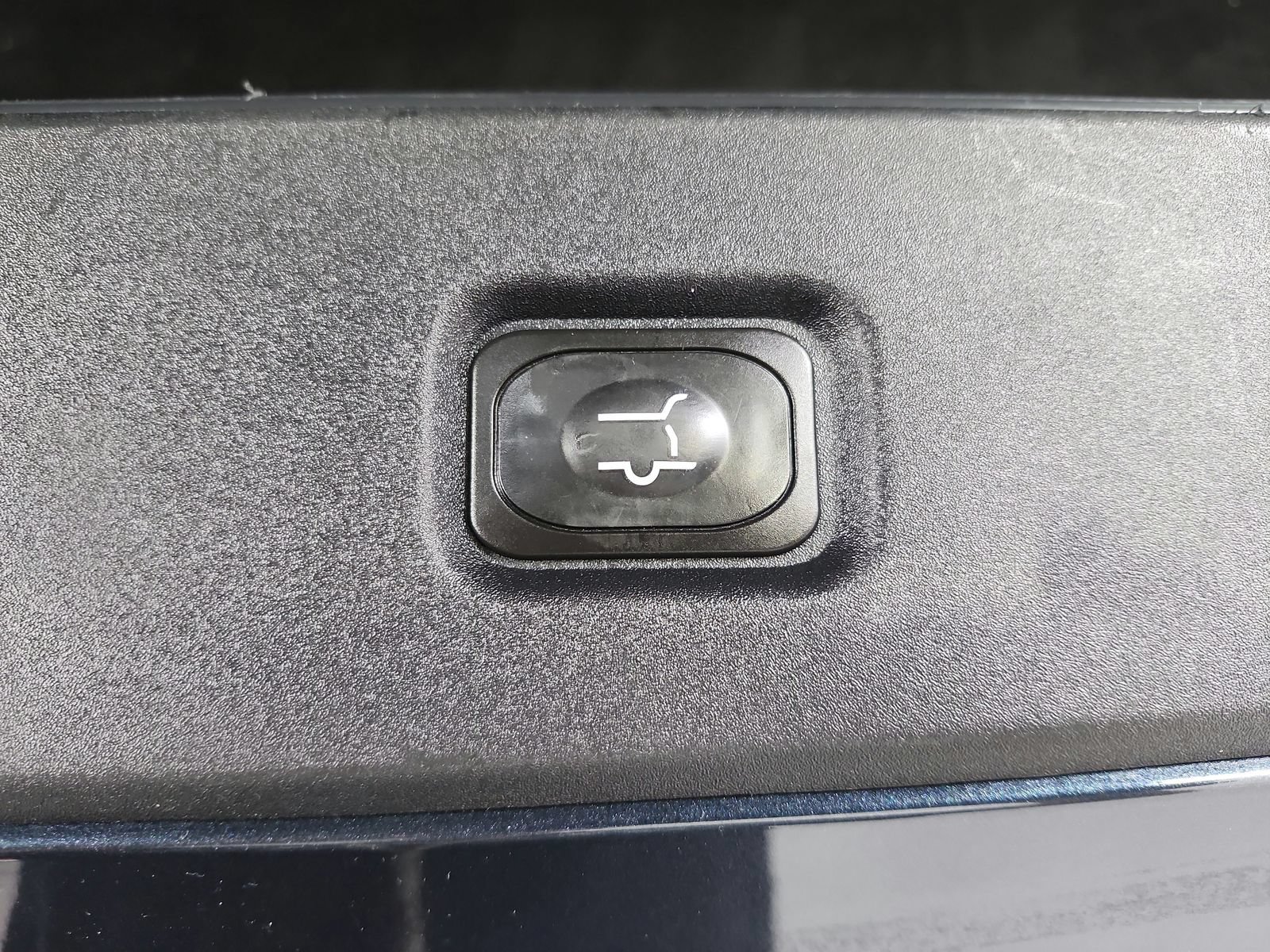 Used 2025 Ford Expedition Platinum w/ Driver's Package AWD/4WD image 65