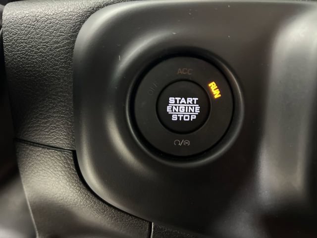 Used 2023 Jeep Gladiator Mojave w/ LED Lighting Group AWD/4WD image 17