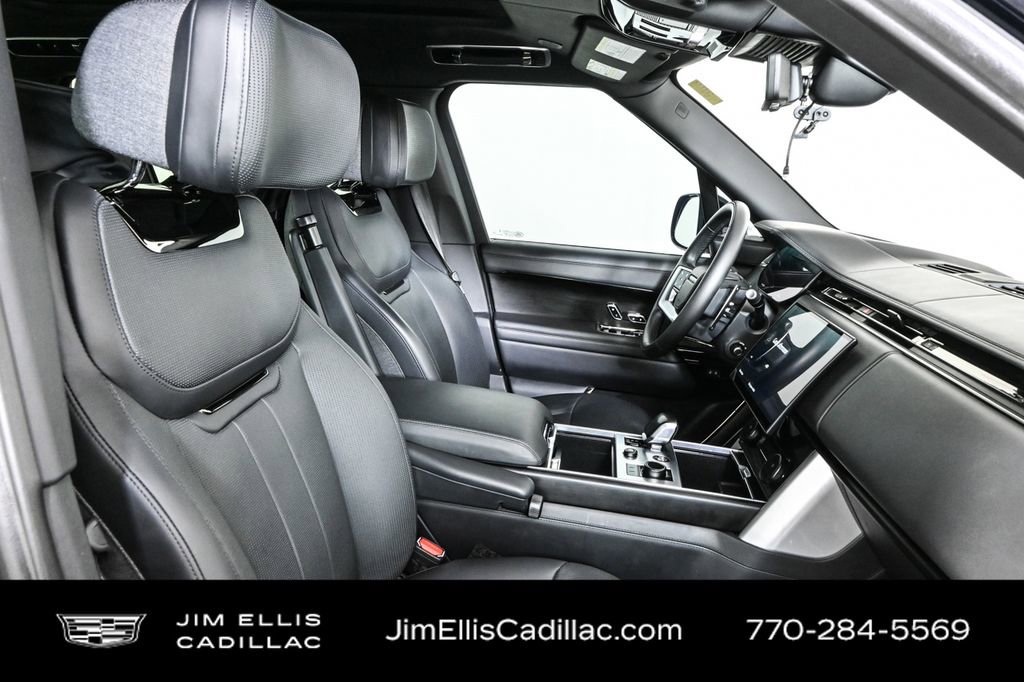 Used 2023 Land Rover Range Rover SV image 25