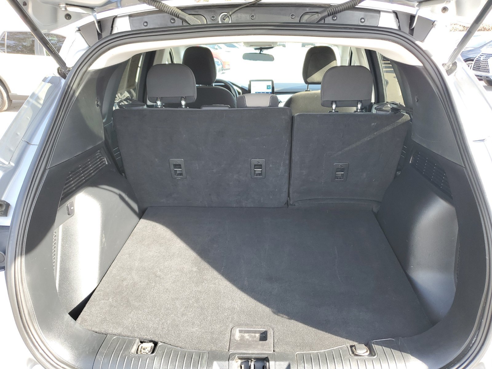 Used 2022 Ford Escape SE FWD image 8