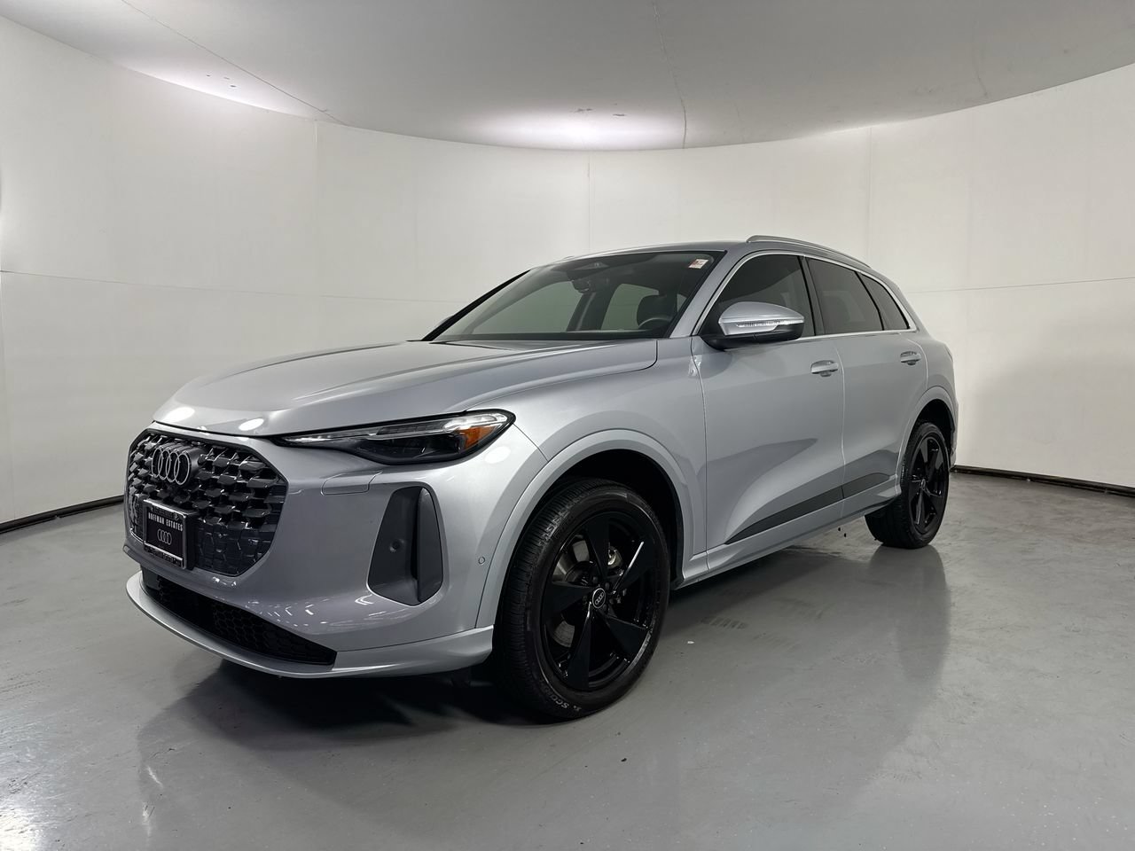 Used 2025 Audi Q5 Premium Plus w/ Premium Plus AWD/4WD image 29
