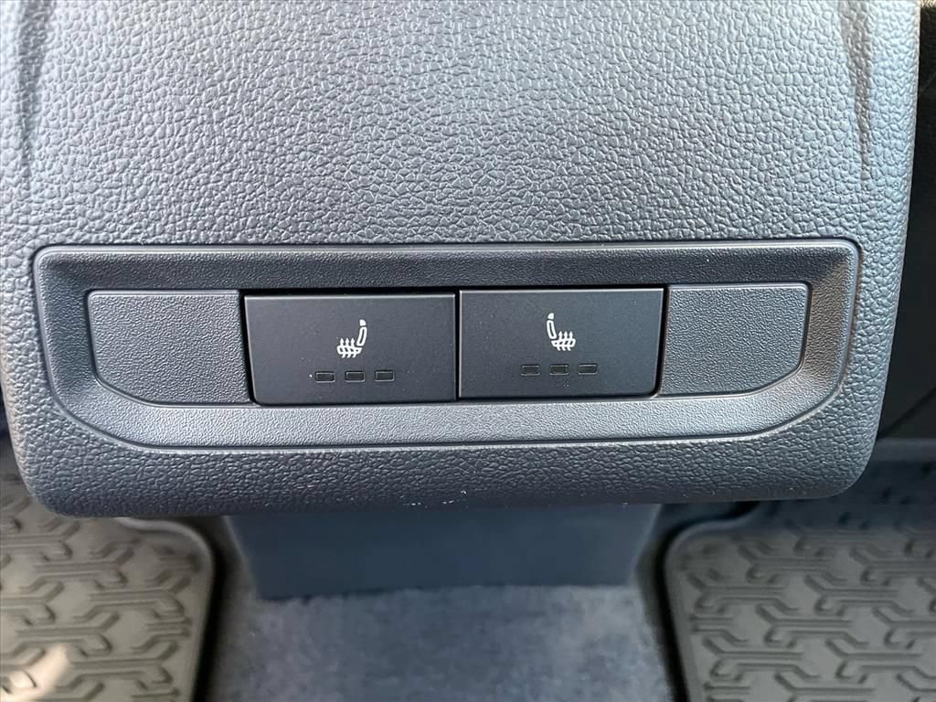 New 2026 Volkswagen Jetta SEL FWD image 18