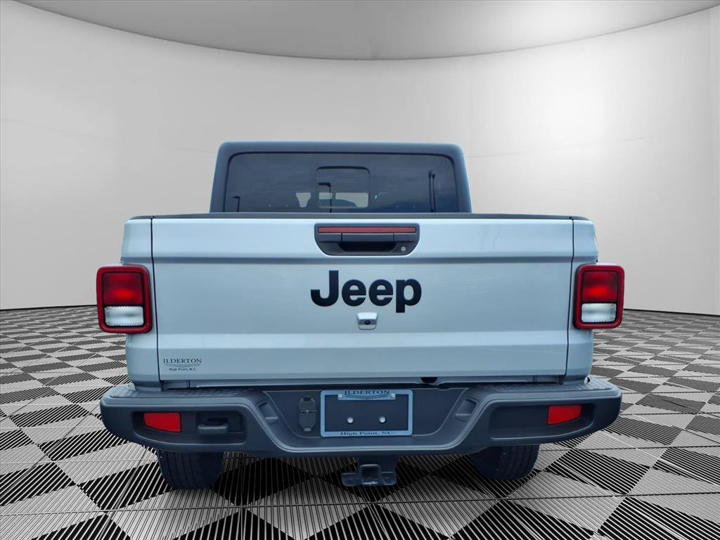Certified 2023 Jeep Gladiator Sport AWD/4WD image 27