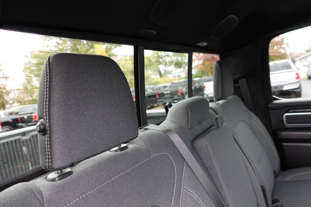 Used 2022 RAM 1500 Big Horn AWD/4WD image 31