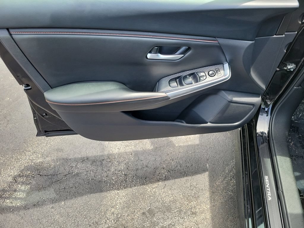 Certified 2024 Nissan Sentra SR FWD image 29