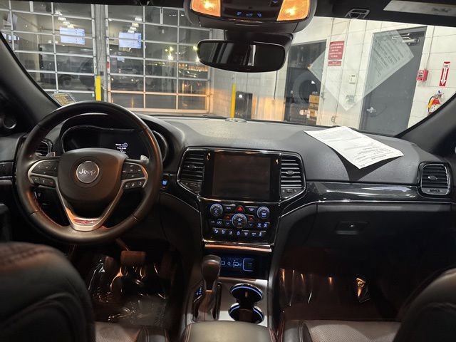 Used 2020 Jeep Grand Cherokee Trailhawk w/ Trailhawk Luxury Group image 31