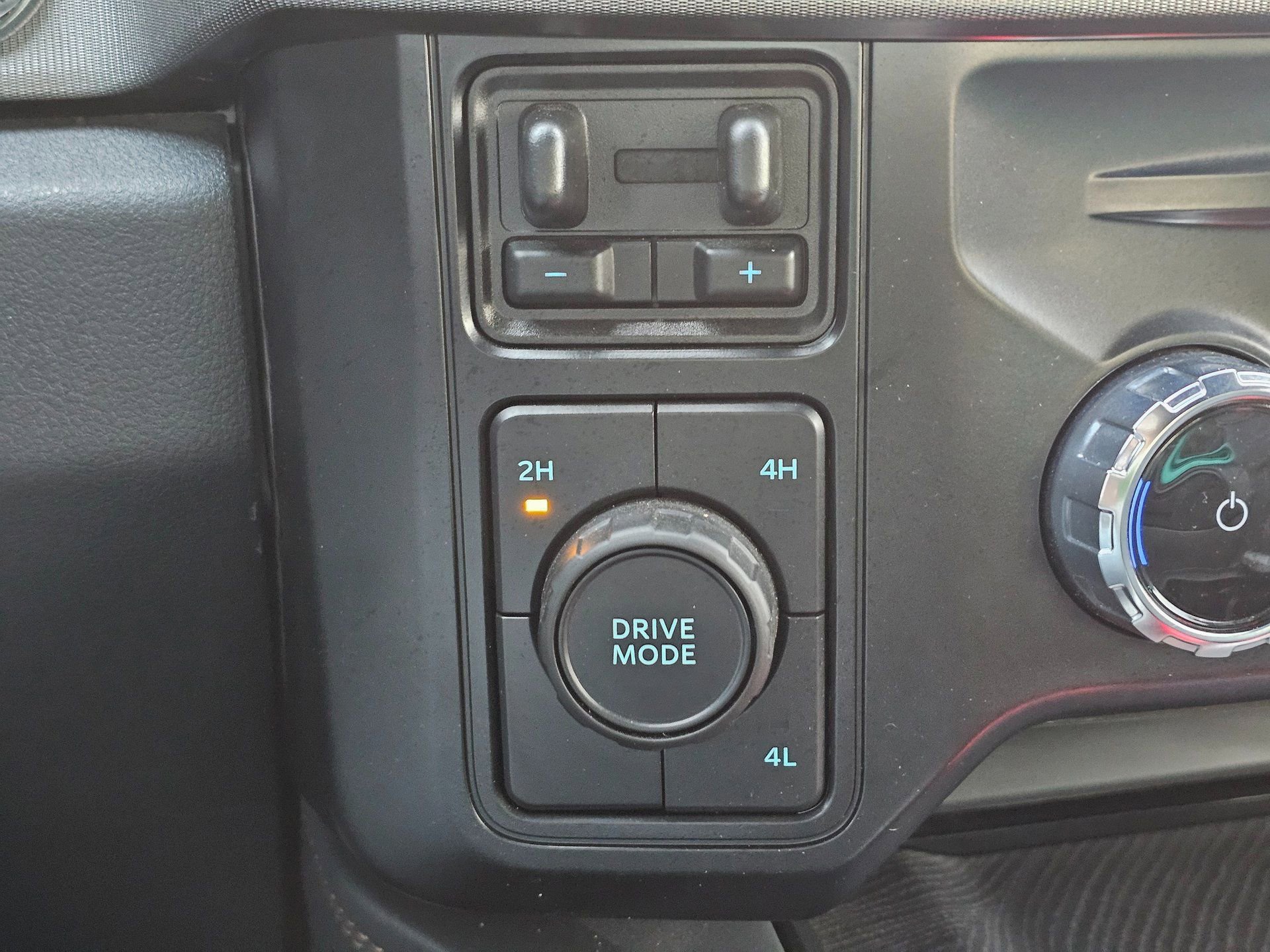 Used 2024 Ford F450 Platinum AWD/4WD image 54