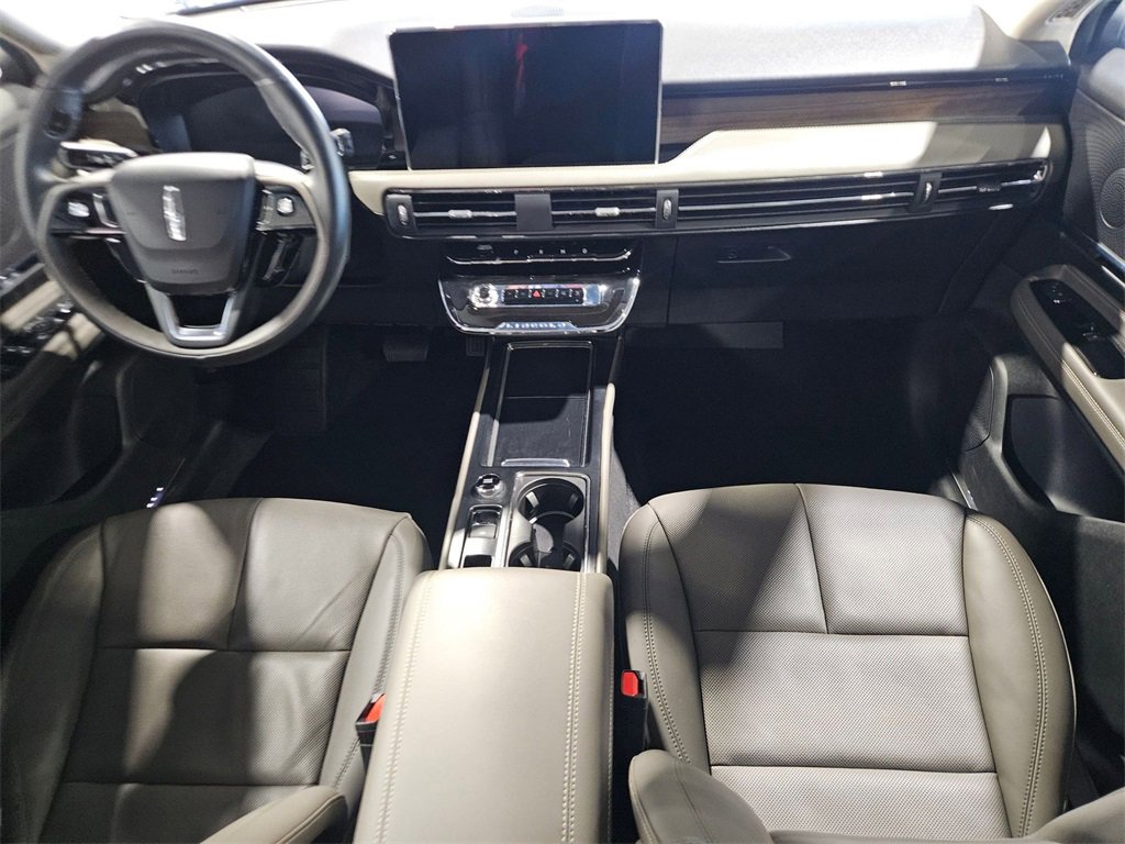 Used 2024 Lincoln Corsair Grand Touring w/ Equipment Group 301A image 23