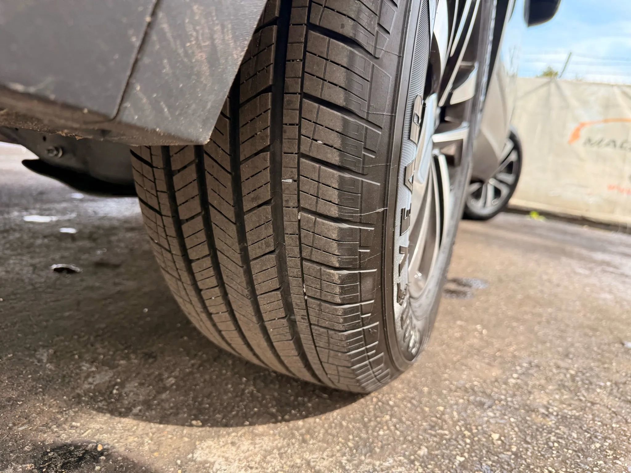 Used 2024 Volkswagen Tiguan S AWD/4WD image 44