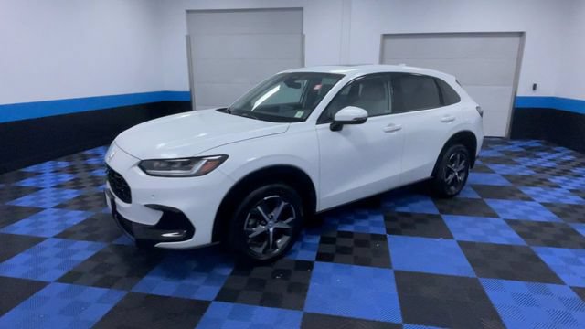 Certified 2024 Honda HR-V EX-L image 4