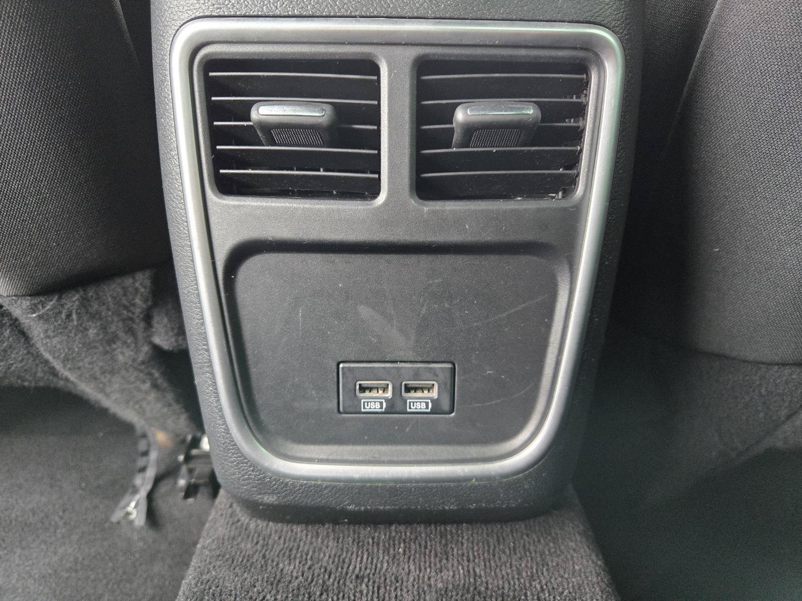 Used 2020 Dodge Charger SXT RWD image 26