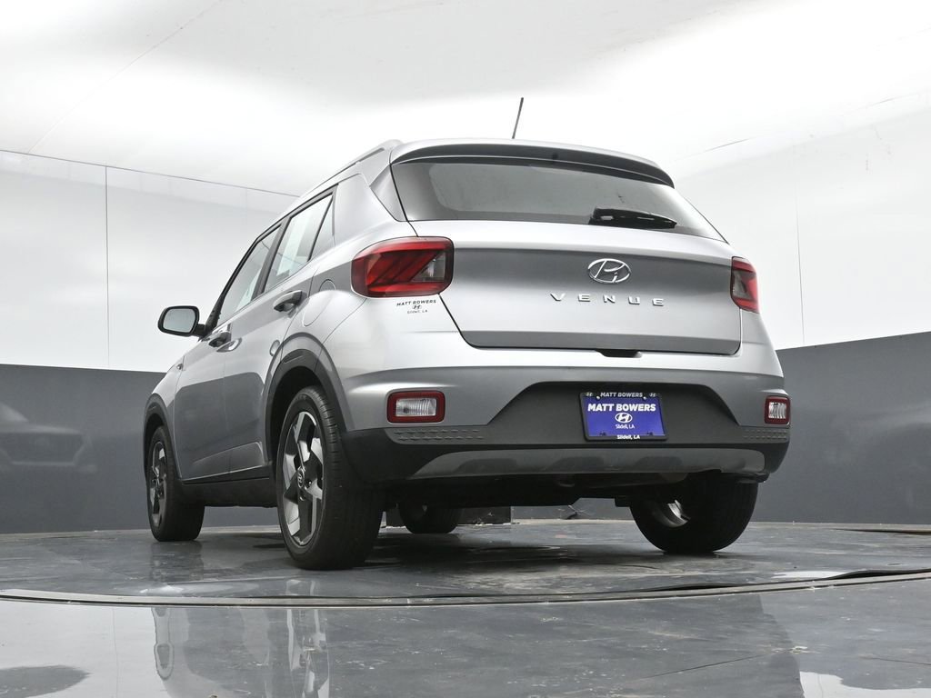 Used 2023 Hyundai Venue SEL FWD image 41