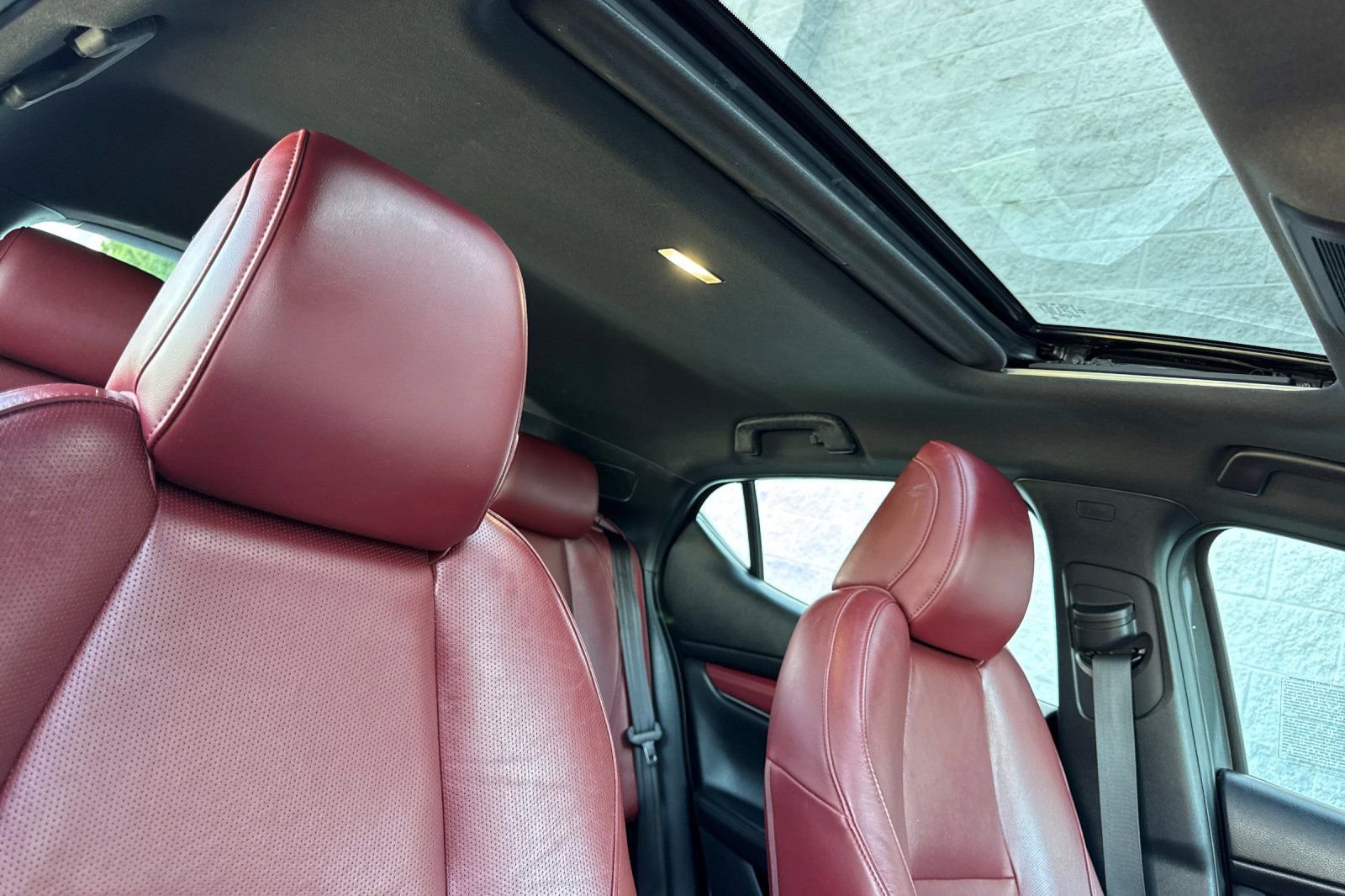 Used 2022 MAZDA MAZDA3 s image 19