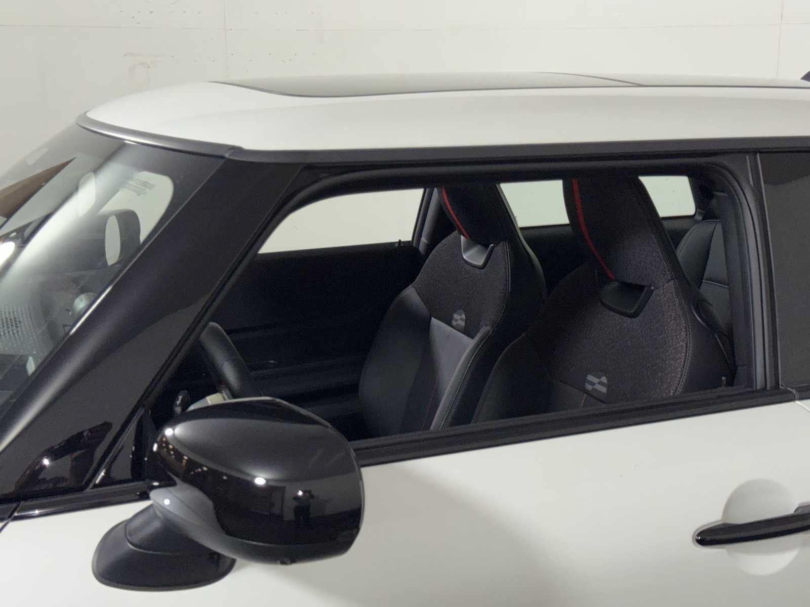 Used 2026 MINI Cooper S FWD image 29