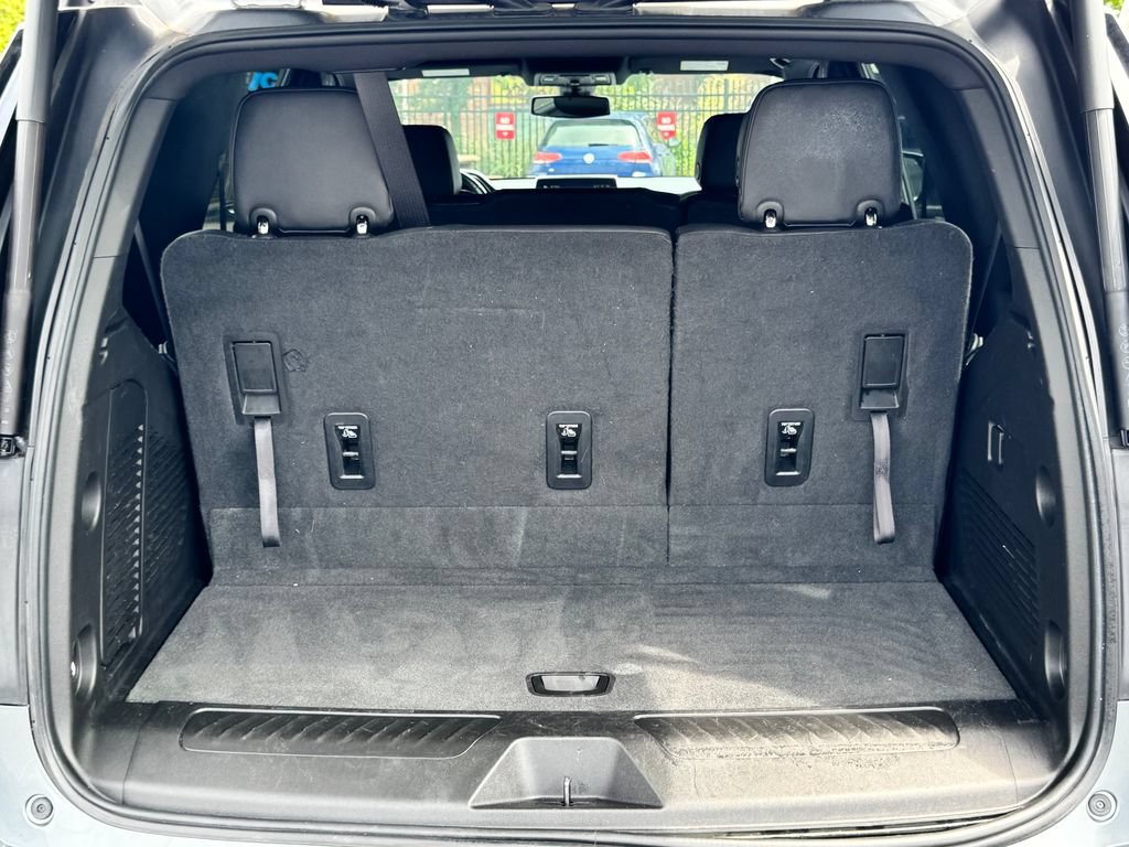 Used 2022 Chevrolet Tahoe LT AWD/4WD image 17