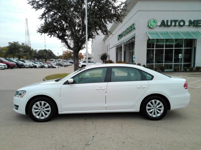 Used 2014 Volkswagen Passat 1.8T Wolfsburg Edition image 9