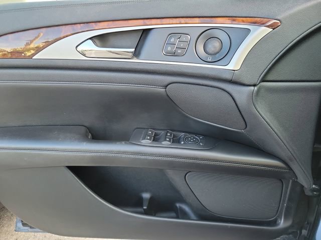 Used 2020 Lincoln MKZ Reserve image 28