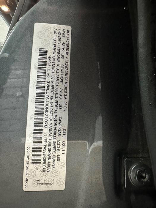 Used 2011 Volkswagen Jetta TDI FWD image 41