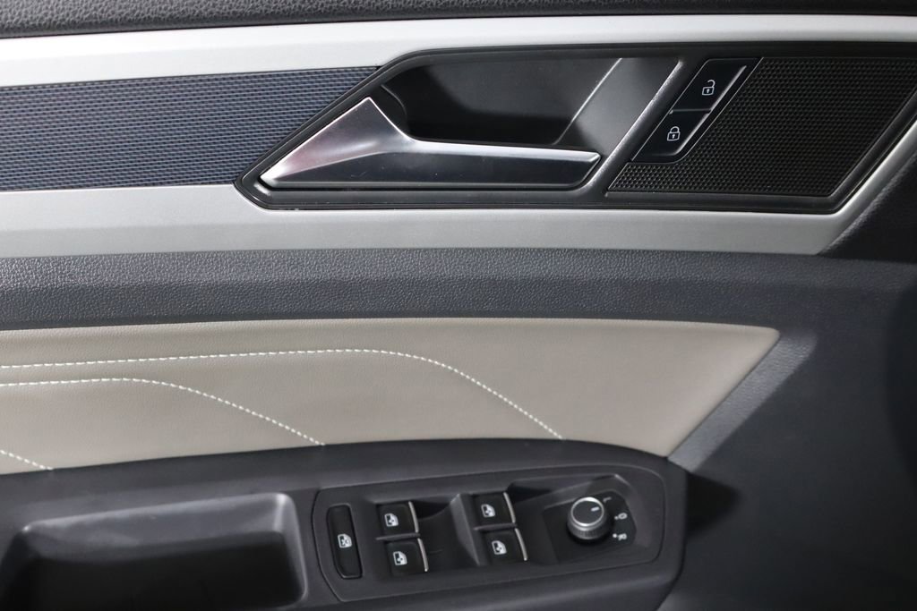 Used 2021 Volkswagen Atlas SE image 21