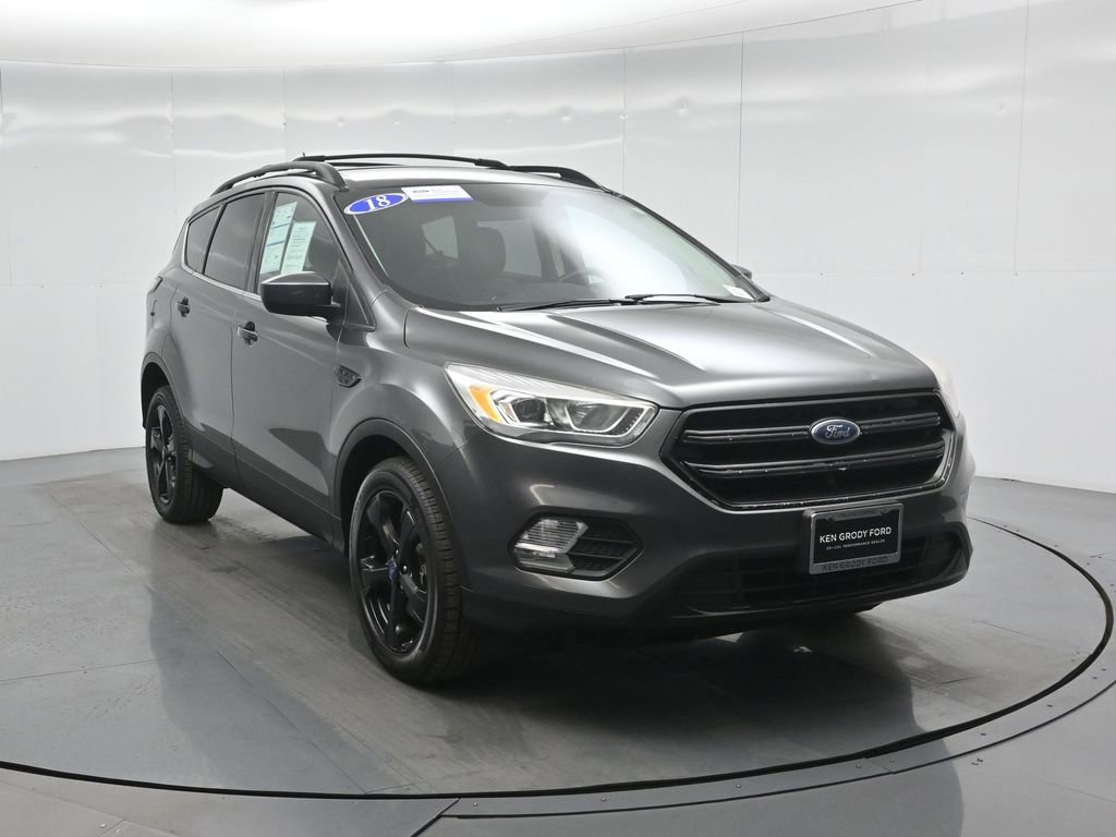 Certified 2018 Ford Escape SEL image 24