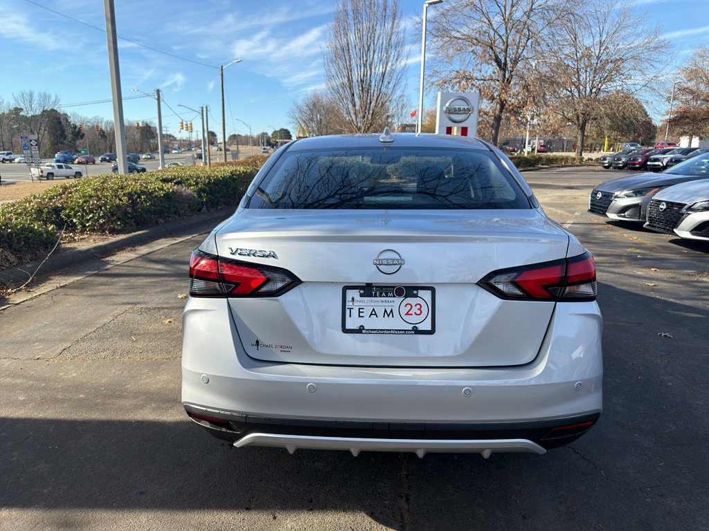 New 2025 Nissan Versa SV w/ Trunk Package image 6