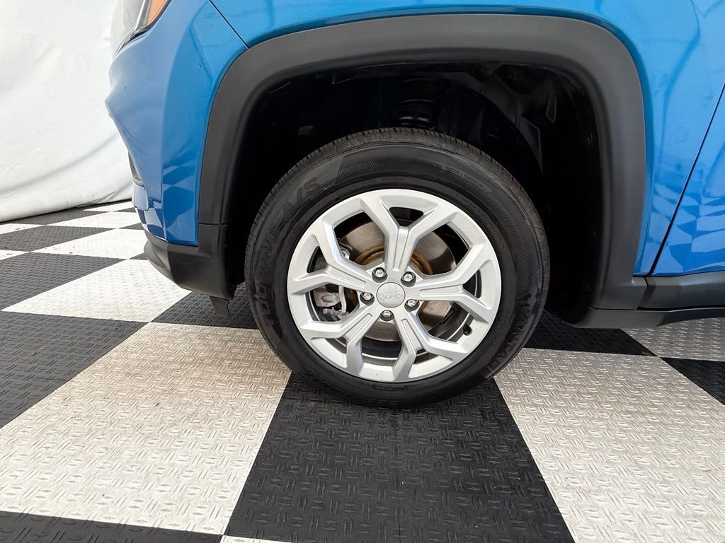 Used 2024 Jeep Compass Latitude AWD/4WD image 10