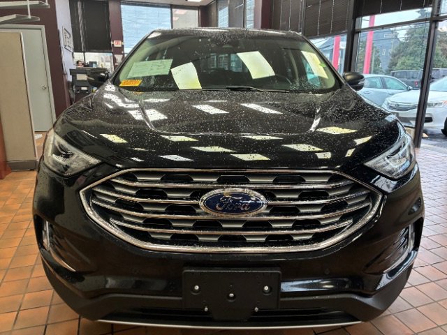 Used 2020 Ford Edge Titanium AWD/4WD image 4