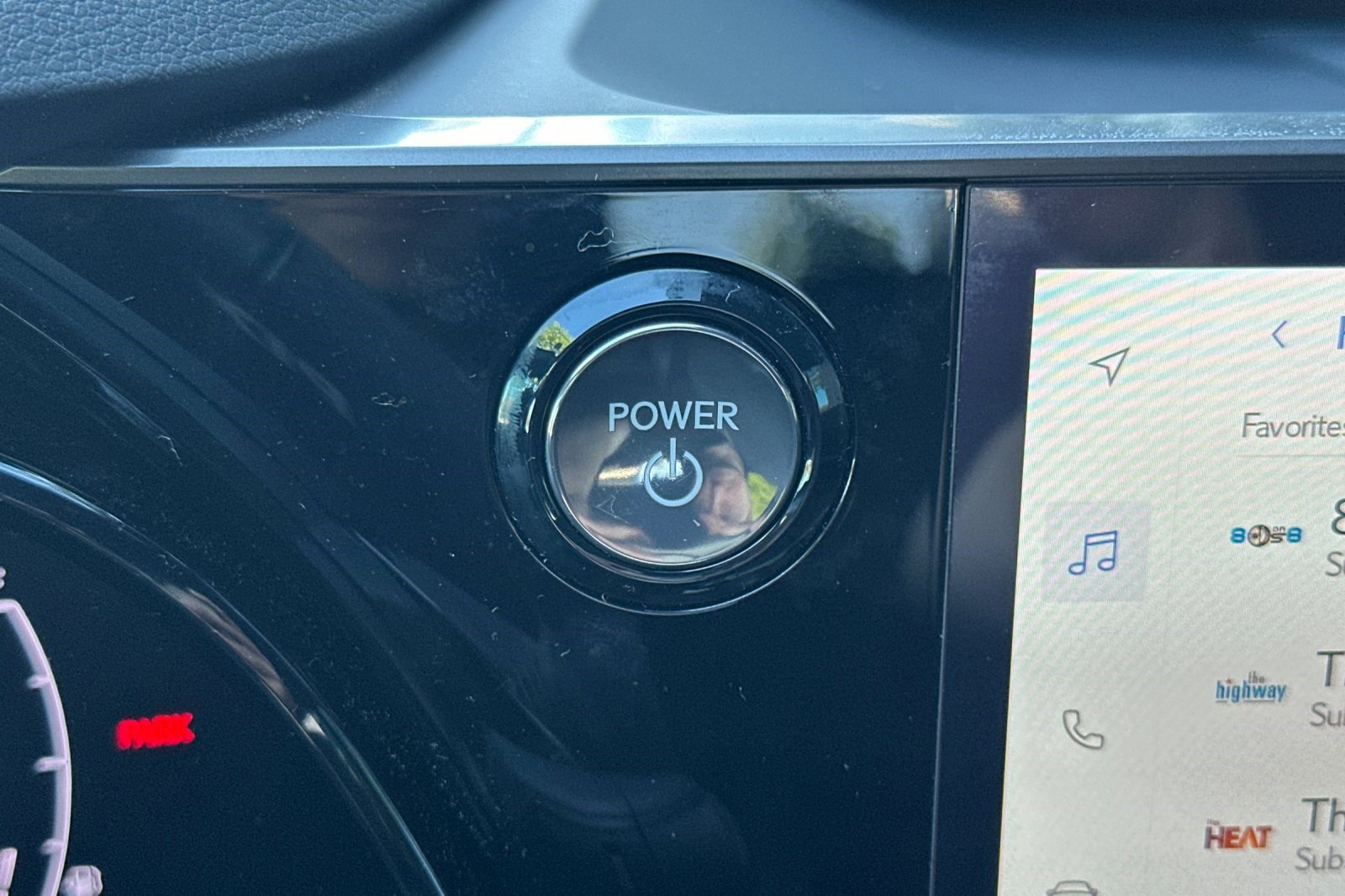 Certified 2024 Lexus RX 500h F Sport w/ Convenience Package image 29