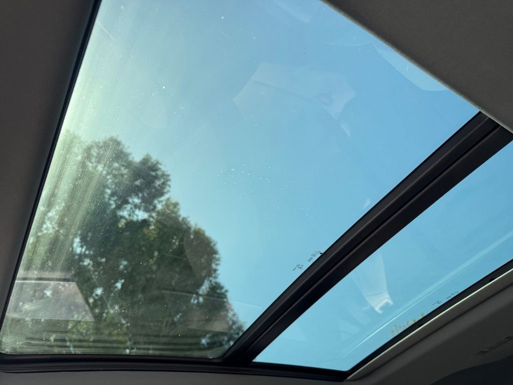 Used 2023 Audi Q4 e-tron Premium Plus w/ Premium Plus image 16