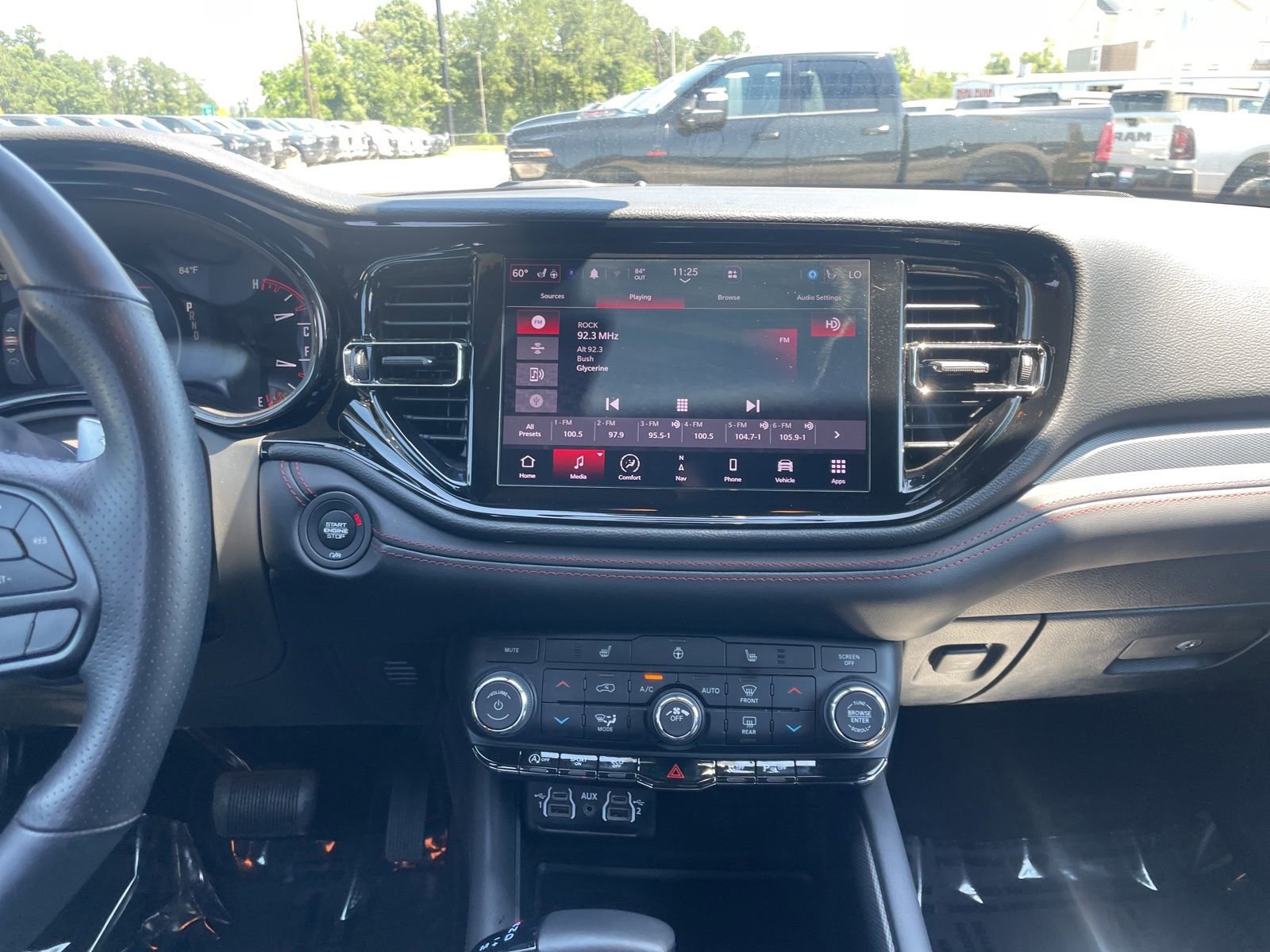 Used 2025 Dodge Durango GT RWD image 8