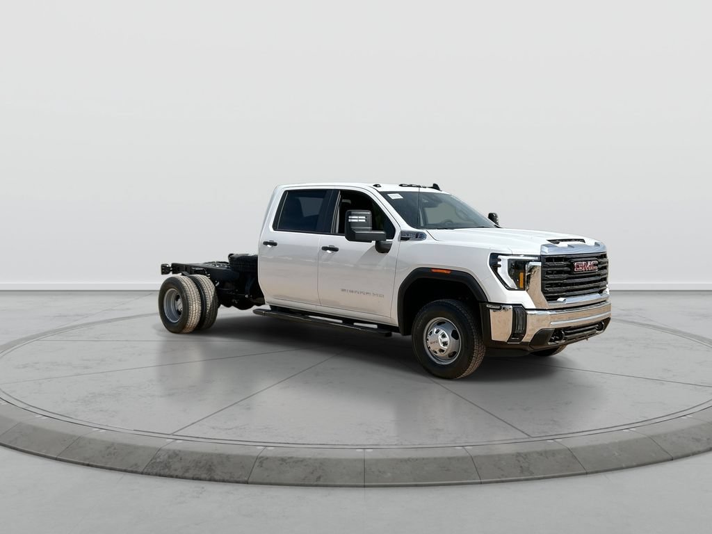 New 2026 GMC Sierra 3500 Pro w/ Convenience Package RWD image 2