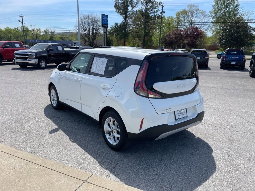 Used 2025 Kia Soul LX w/ LX Technology Package image 44