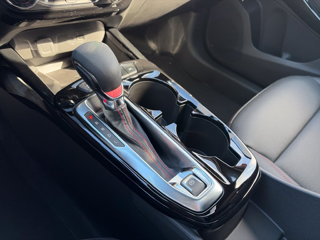 New 2026 Chevrolet Trax RS w/ Sunroof Package FWD image 21