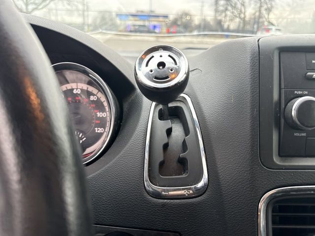 Used 2016 Dodge Grand Caravan SE w/ SE Plus Package image 26