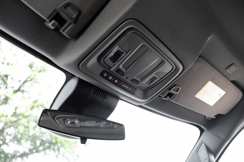 Used 2023 GMC Sierra 1500 Elevation image 28