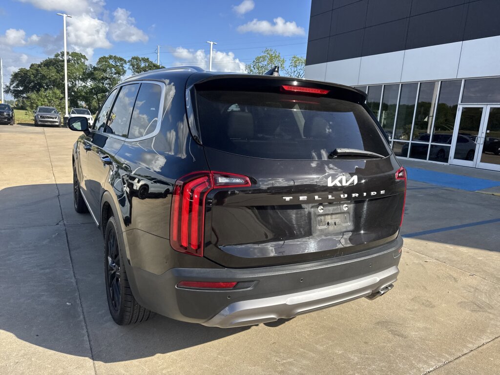 Certified 2022 Kia Telluride SX image 22