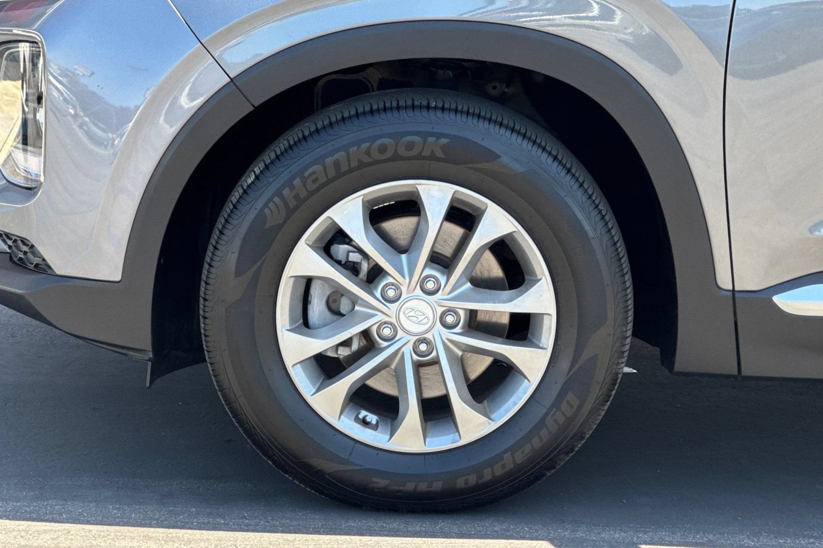 Used 2019 Hyundai Santa Fe SE FWD image 33