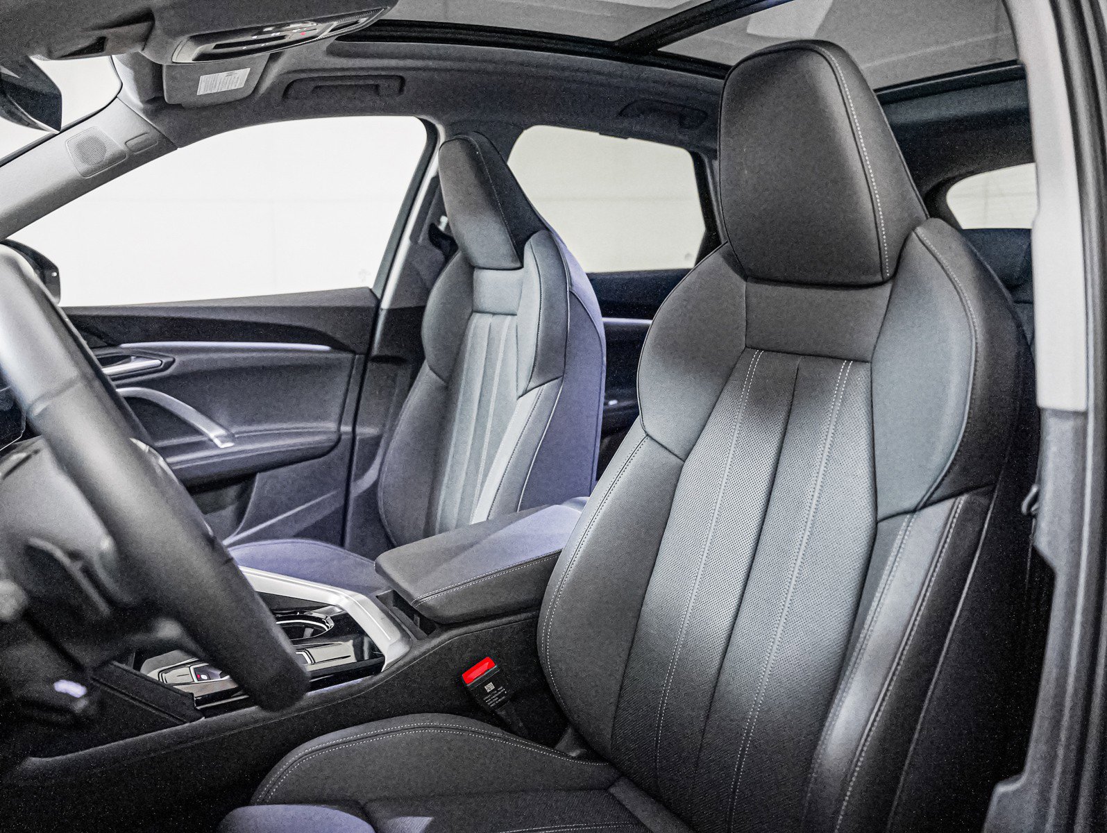 Certified 2025 Audi Q5 Premium Plus w/ Premium Plus image 12