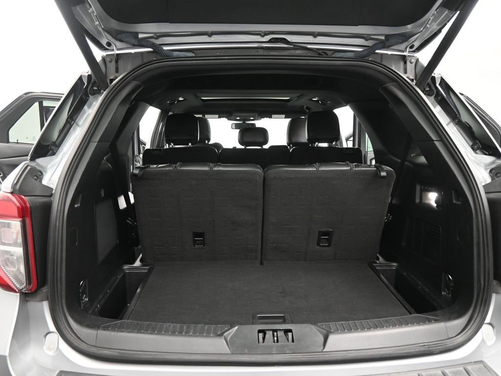 Certified 2022 Ford Explorer ST w/ Equipment Group 401A image 25