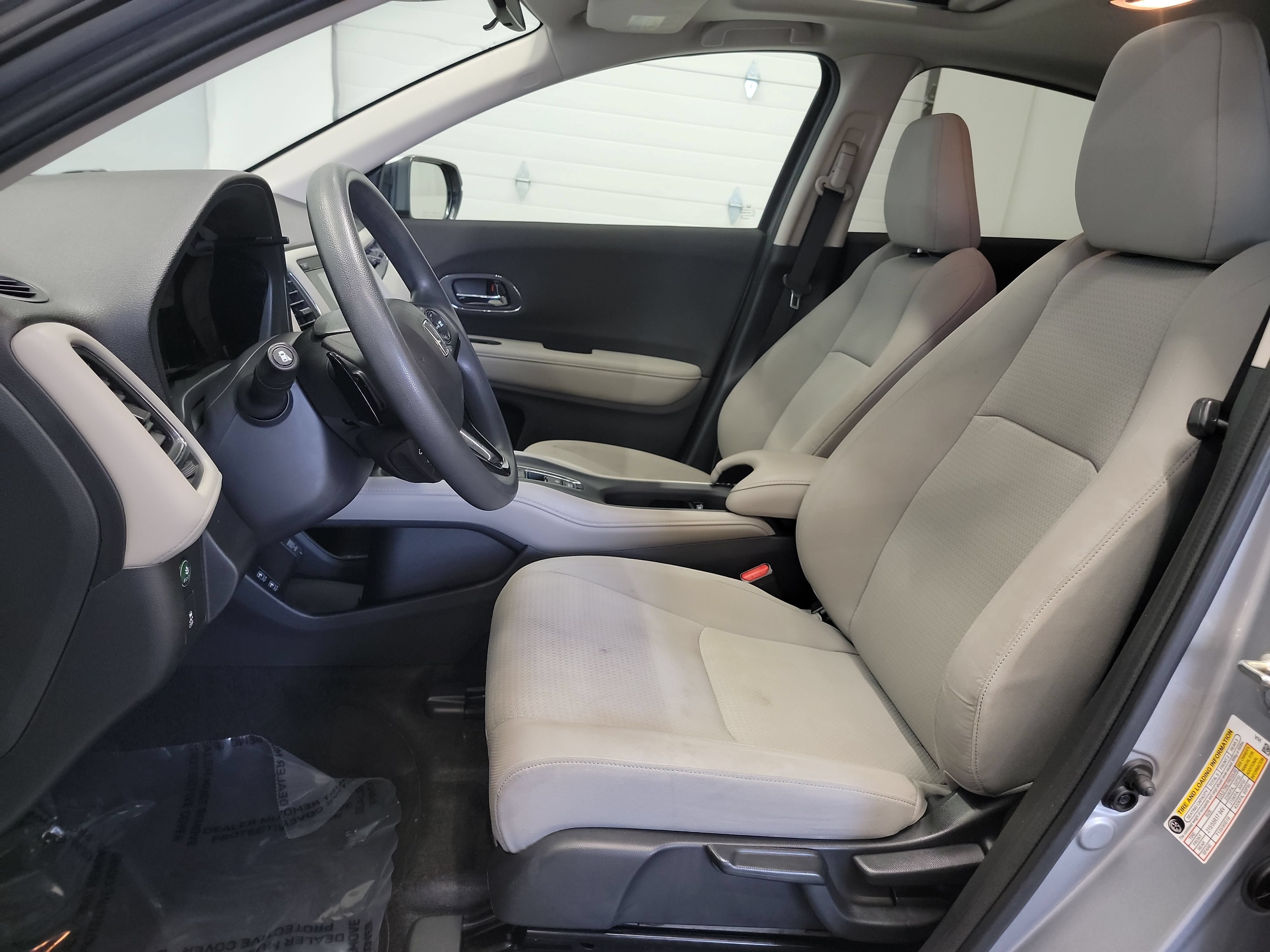 Used 2021 Honda HR-V EX image 12