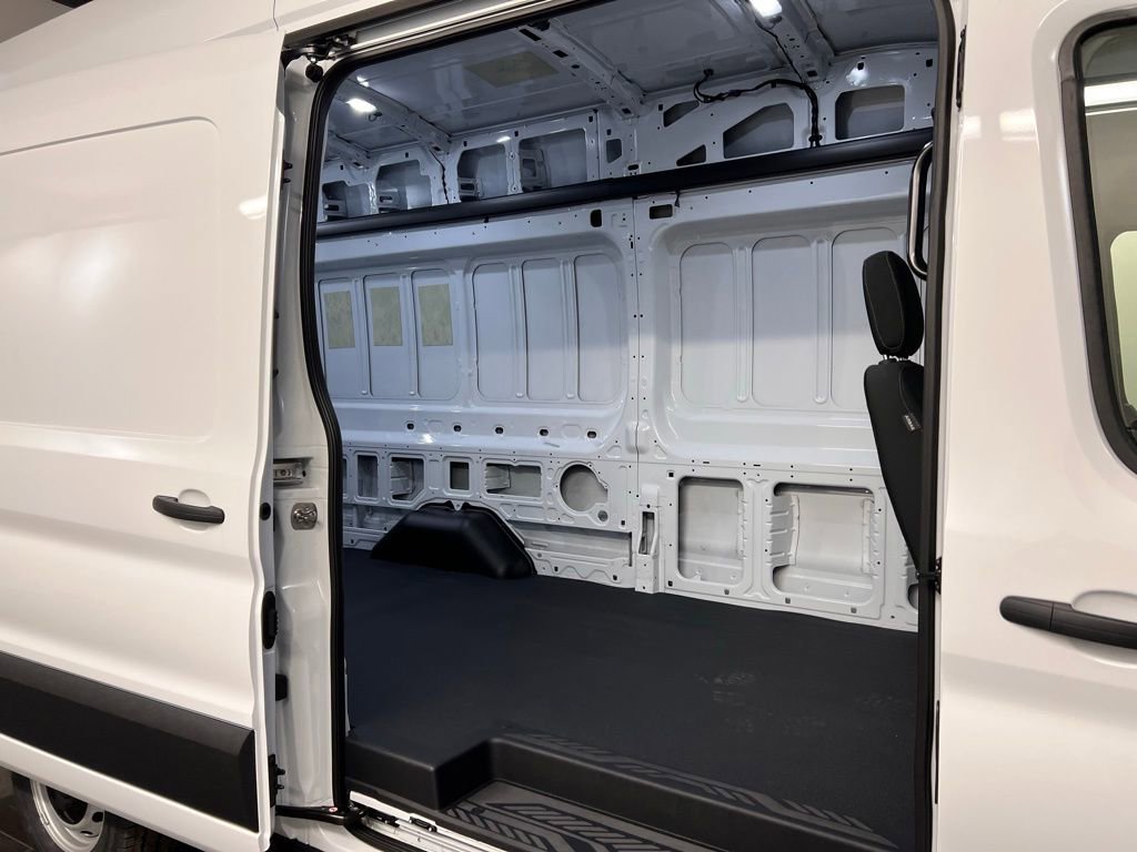 New 2026 Ford Transit 350 148 High Roof Extended image 25