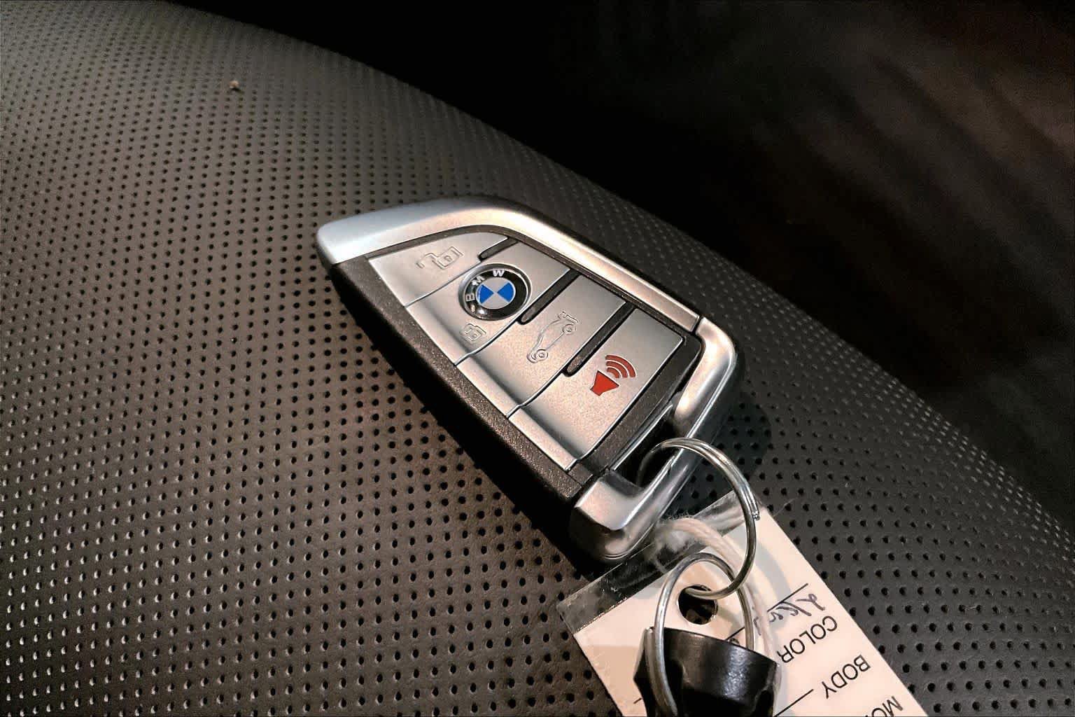 Used 2025 BMW M850i xDrive w/ M Sport Professional Package AWD/4WD image 14