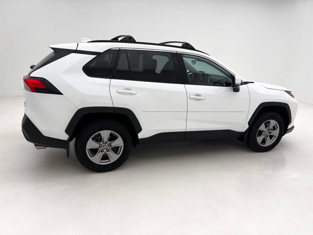 Used 2023 Toyota RAV4 XLE AWD/4WD image 9