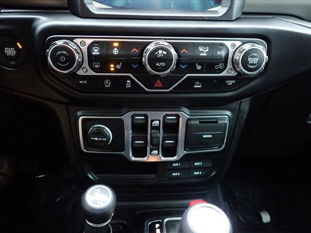 Used 2021 Jeep Gladiator Sport image 16